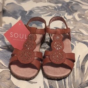 SOUL Naturalizer Cognac Sandals with Cutout Design